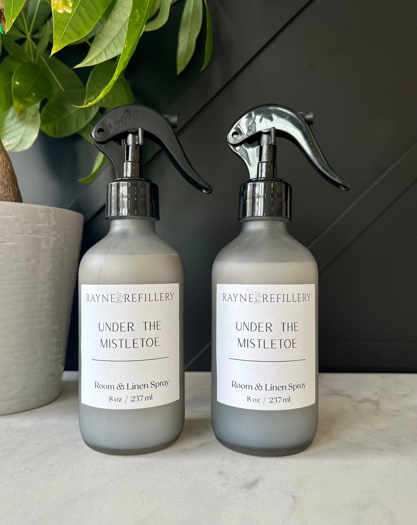Room & Linen Spray - Under The Mistletoe Holiday Scent